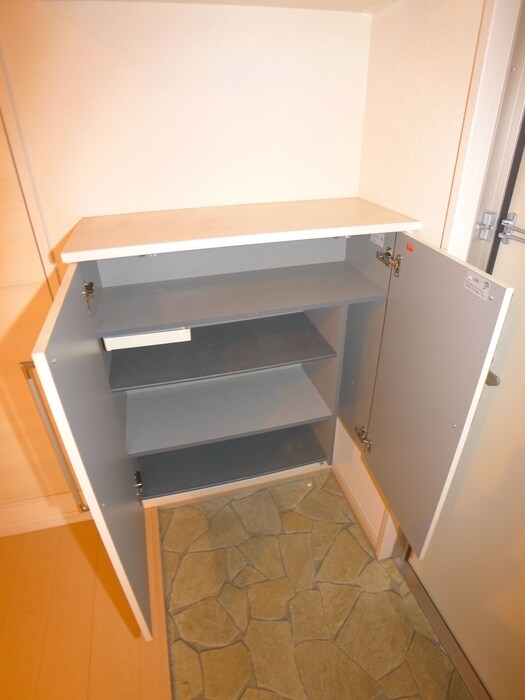 物件内観写真17　(靴箱)