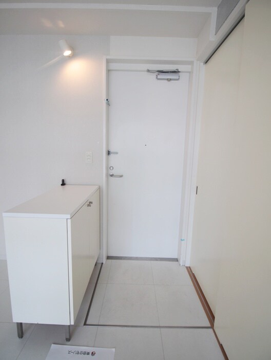 物件内観写真19　(玄関)