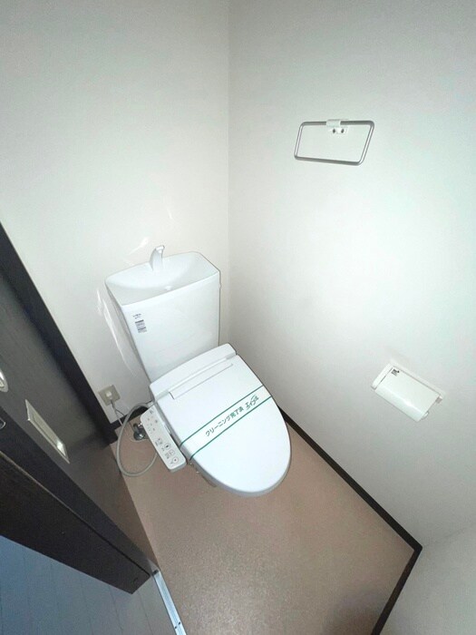 物件内観写真11　(トイレ)