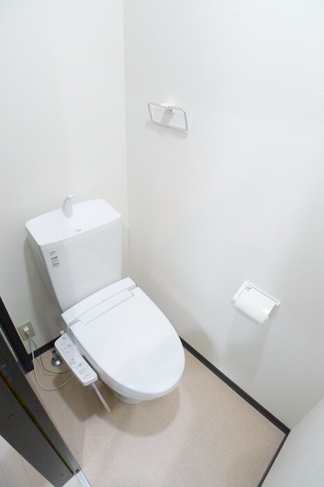 物件内観写真12　(トイレ)