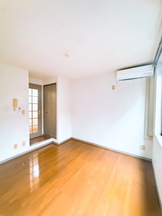 物件内観写真21　(居室)