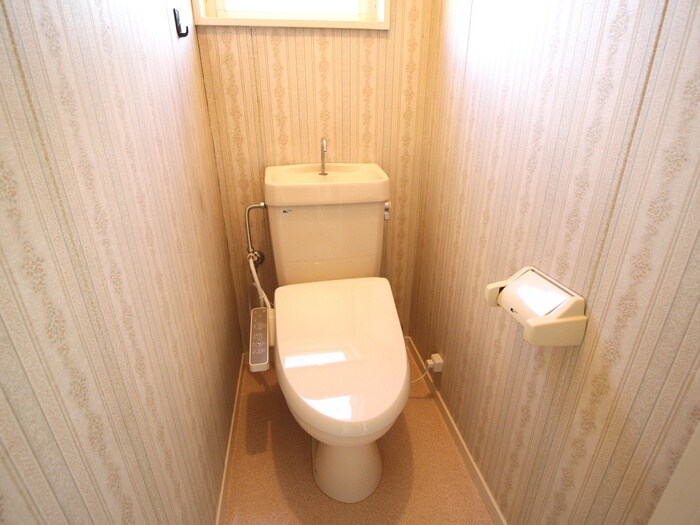 物件内観写真17　(トイレ)