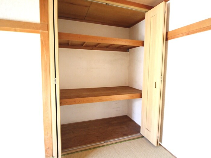 物件内観写真18　(収納)