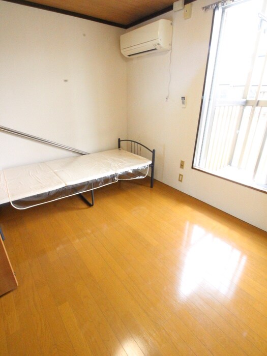 物件内観写真8　(居室)