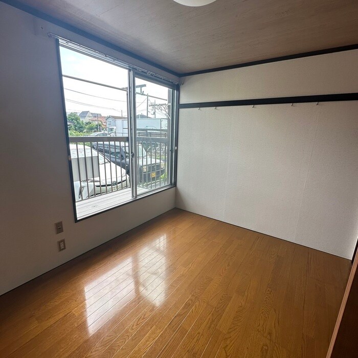 物件内観写真10　(居室)