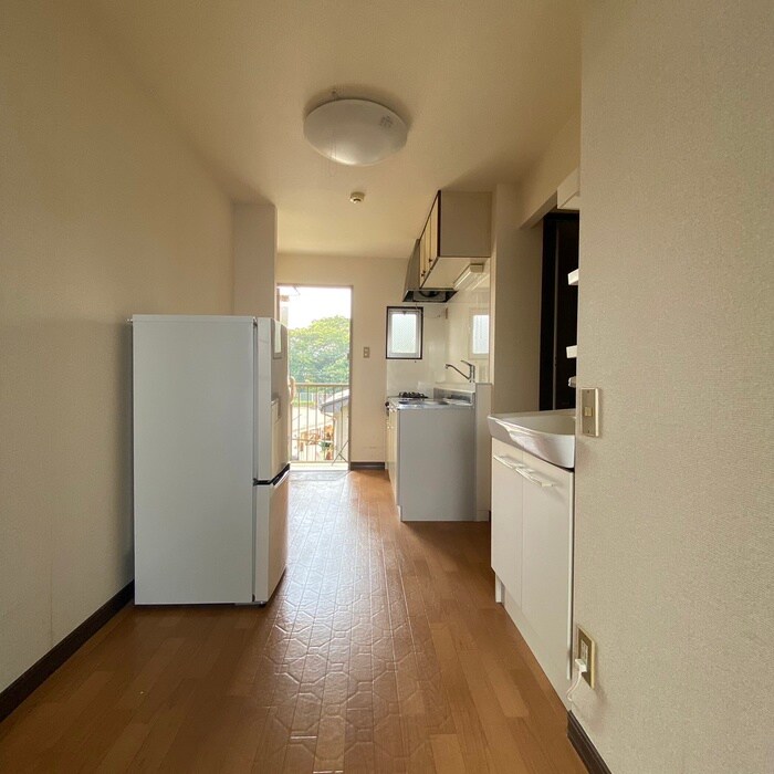 物件内観写真18　(廊下)