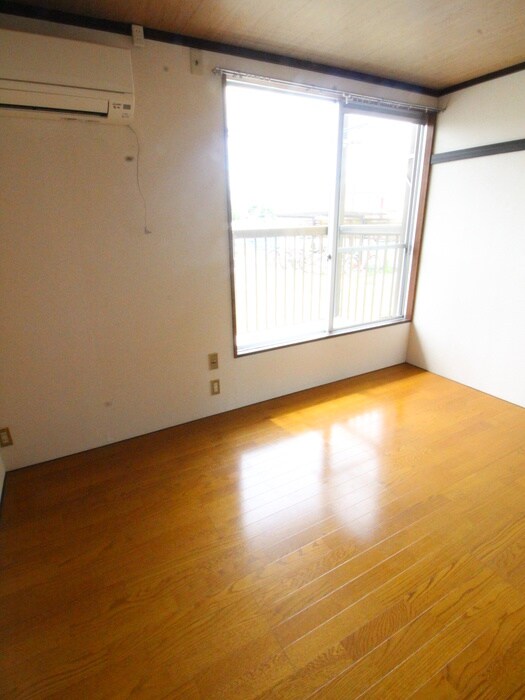 物件内観写真18　(居室)