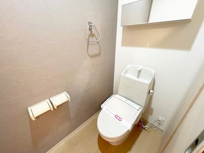 物件内観写真15　(トイレ)