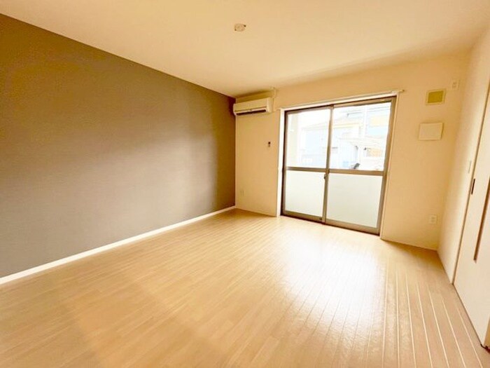 物件内観写真20　(室内からの展望)