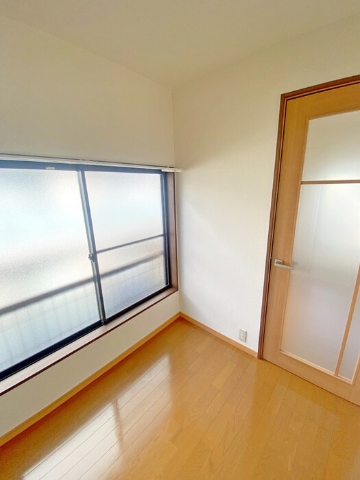 物件内観写真17　(居室)