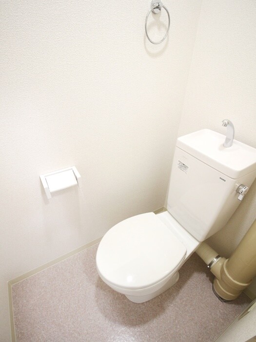 物件内観写真13　(トイレ)