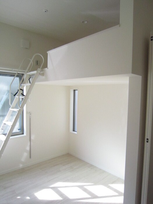 物件内観写真6　(居室)