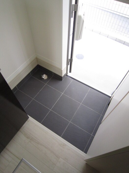 物件内観写真12　(洗濯機置場)