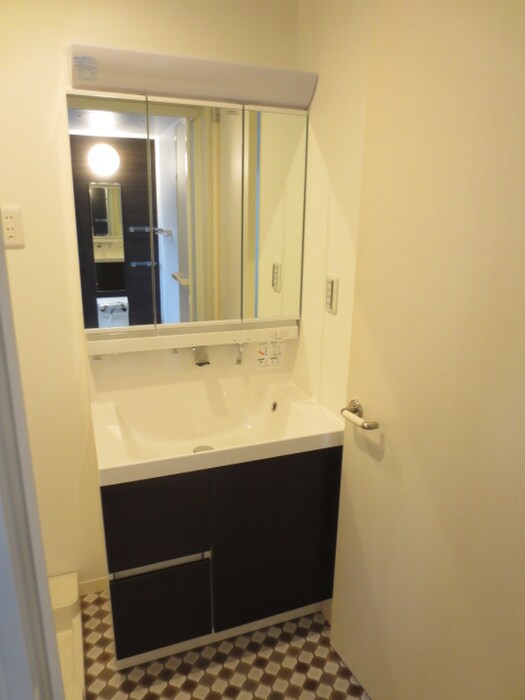 物件内観写真13　(収納)