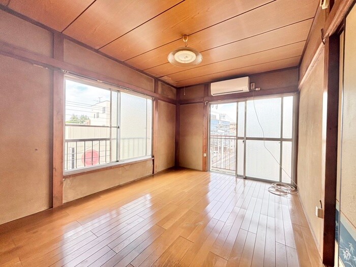 物件内観写真3　(居室)