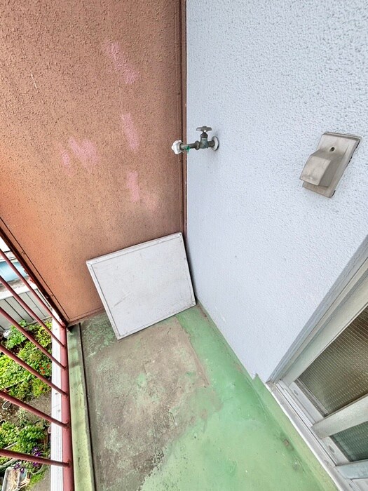 物件内観写真15　(洗濯機置場)