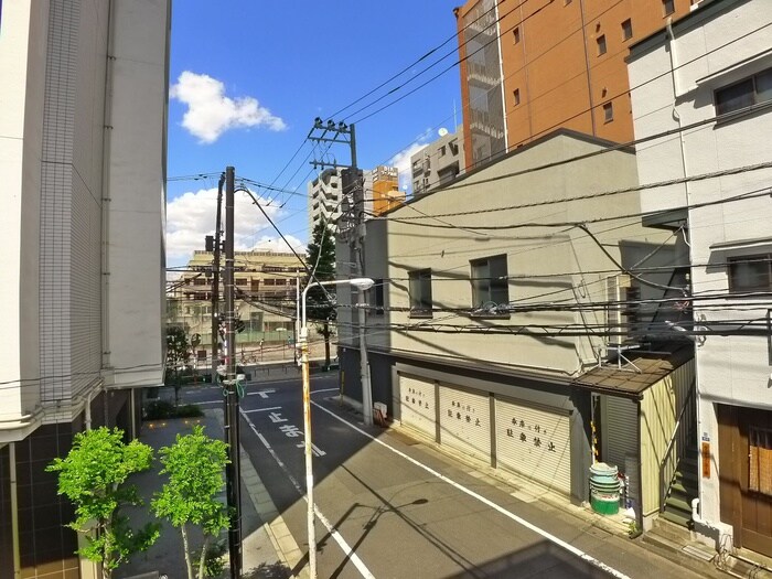 物件内観写真16　(室内からの展望)