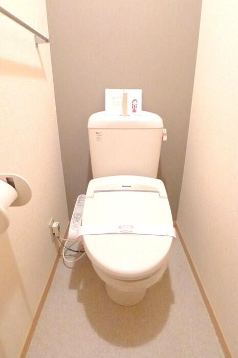 物件内観写真15　(トイレ)