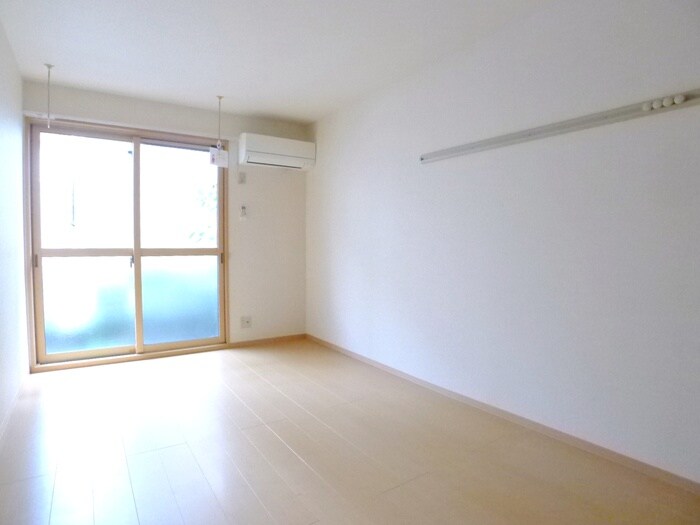 物件内観写真17　(居室)