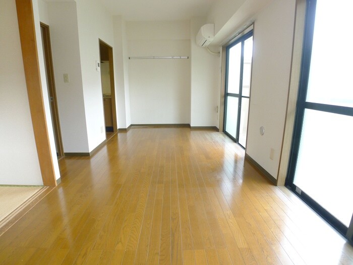 物件内観写真7　(居室)