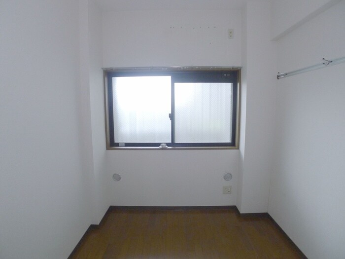 物件内観写真11　(居室)