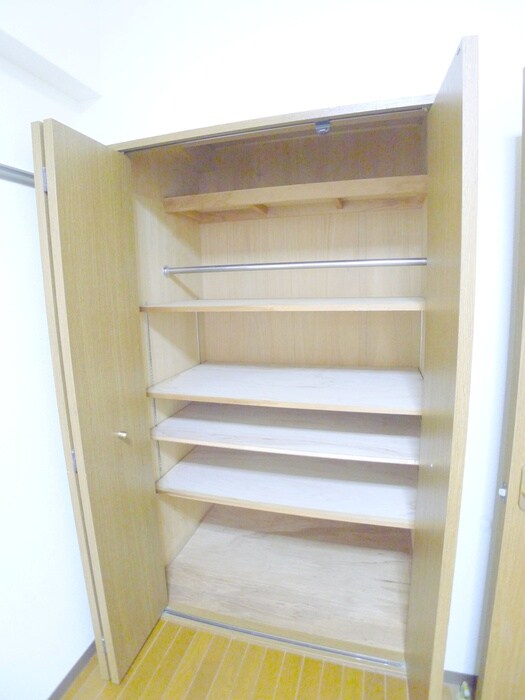 物件内観写真11　(収納)