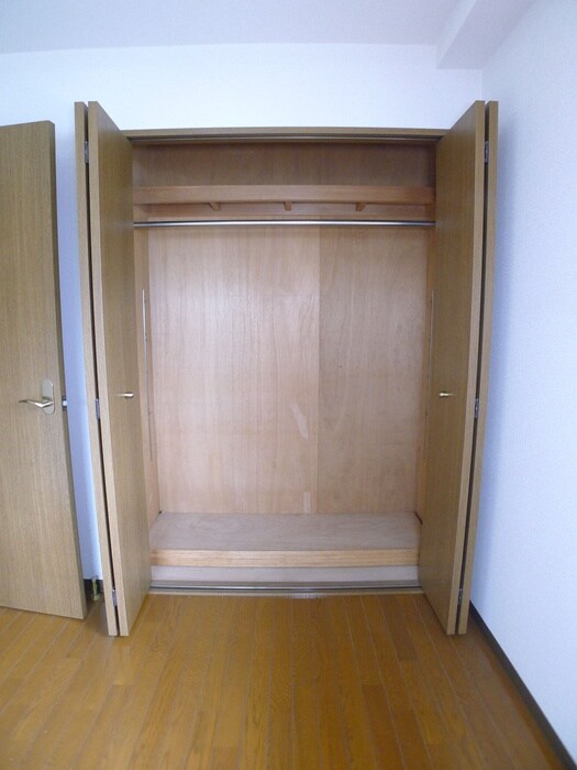 物件内観写真18　(収納)