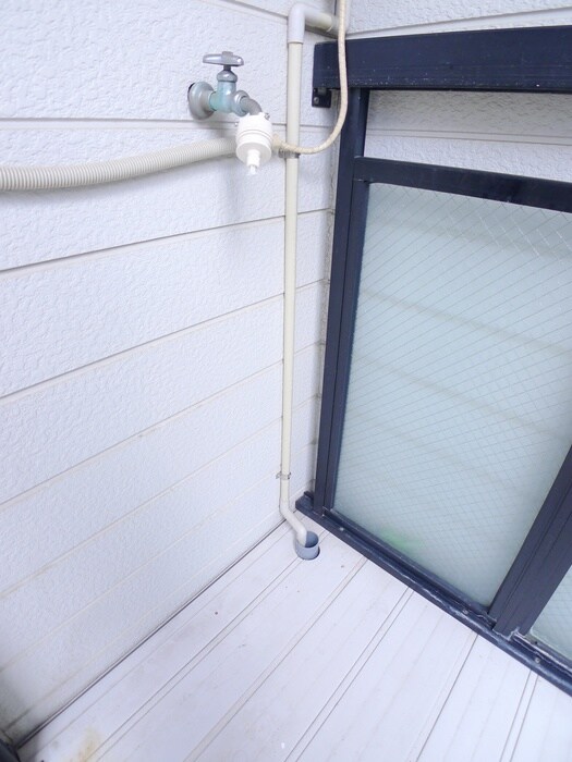 物件内観写真14　(洗濯機置場)