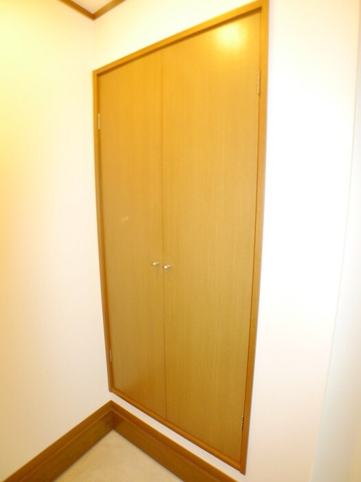 物件内観写真15　(靴箱)