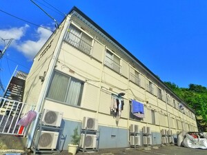 イシザキパ－クハイツ外観写真