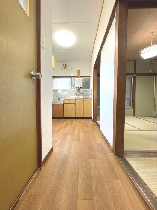 物件内観写真19　(廊下)