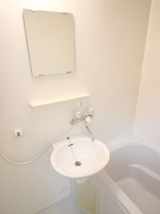 物件内観写真9　(洗面)