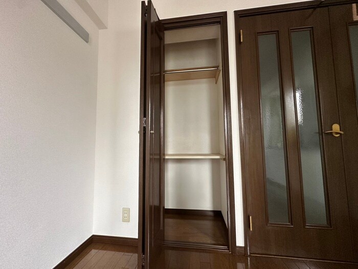物件内観写真10　(収納)