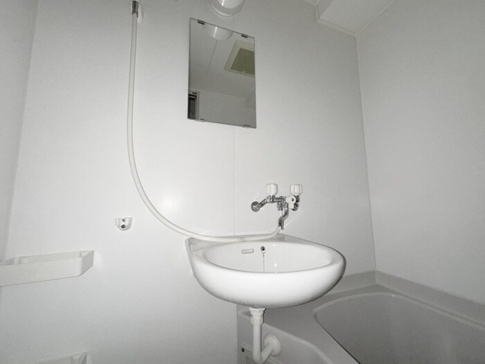 物件内観写真11　(洗面)