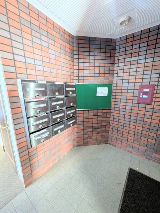 飯尾ビルのエントランス部分