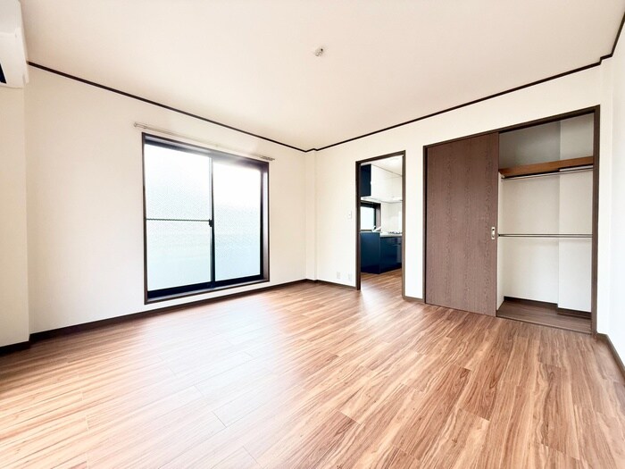 物件内観写真7　(居室)