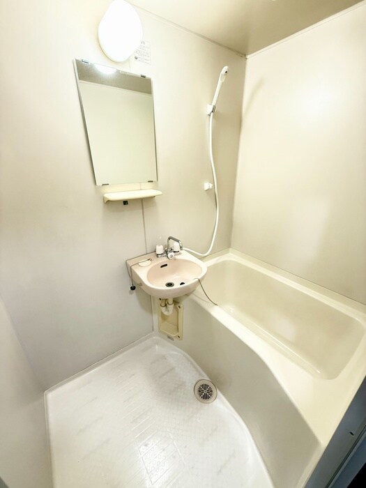 物件内観写真10　(バス／シャワールーム等)