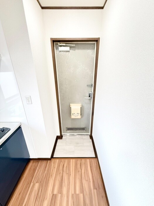 物件内観写真13　(玄関)