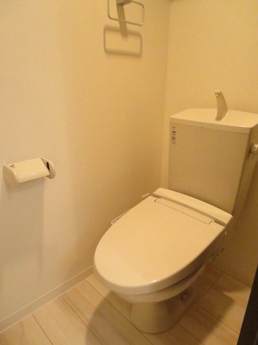 物件内観写真11　(トイレ)