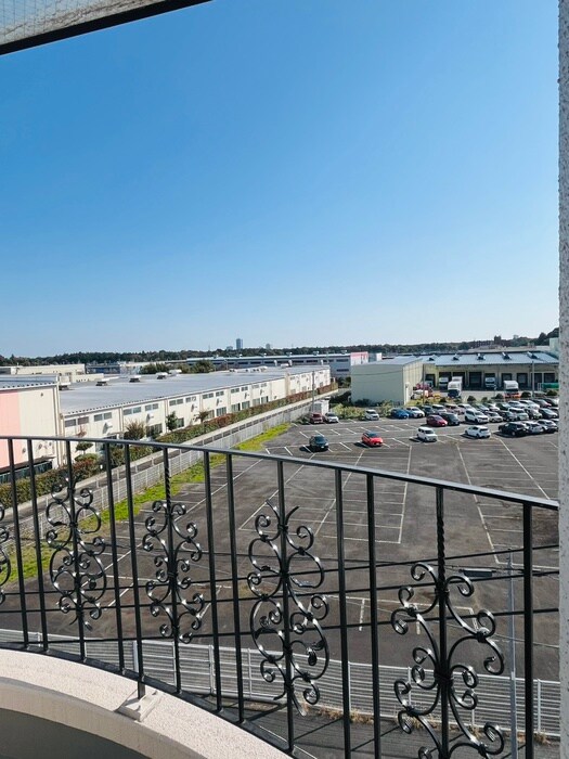 物件内観写真20　(室内からの展望)