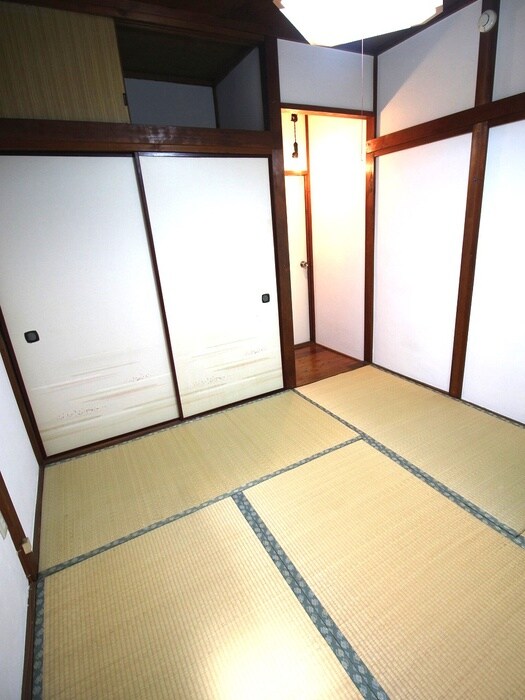 物件内観写真7　(居室)