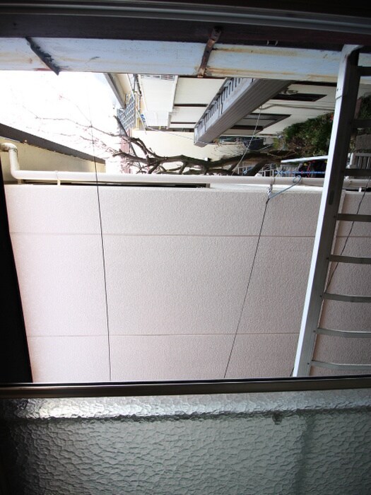 物件内観写真16　(室内からの展望)