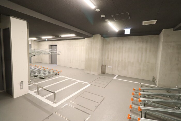 物件外観写真5　(駐輪場)