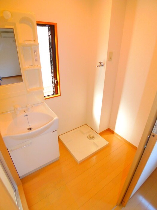 物件内観写真10　(洗面)