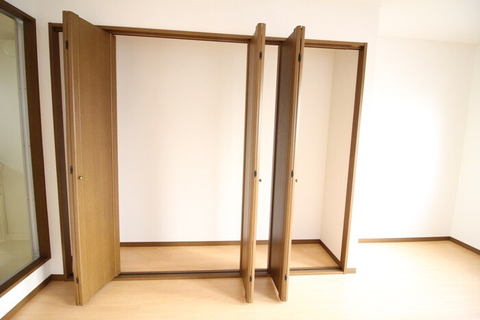 物件内観写真14　(収納)