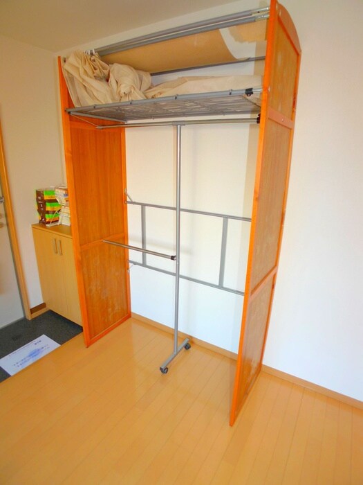 物件内観写真16　(収納)