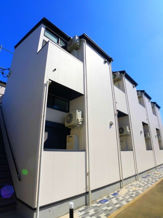 物件外観写真1　(外観写真)