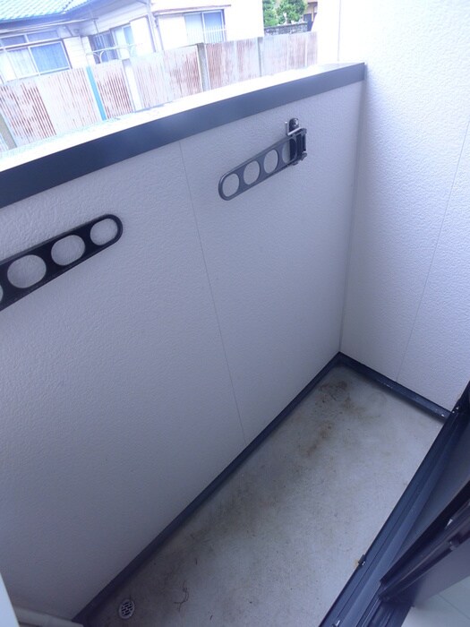 物件内観写真4　(ベランダ・バルコニー)