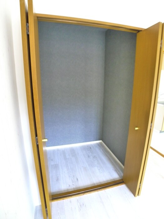 物件内観写真10　(収納)