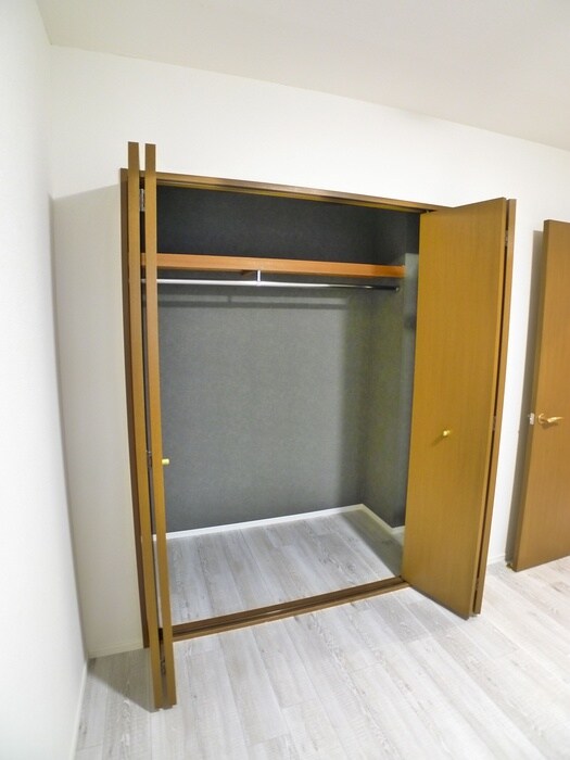 物件内観写真18　(収納)